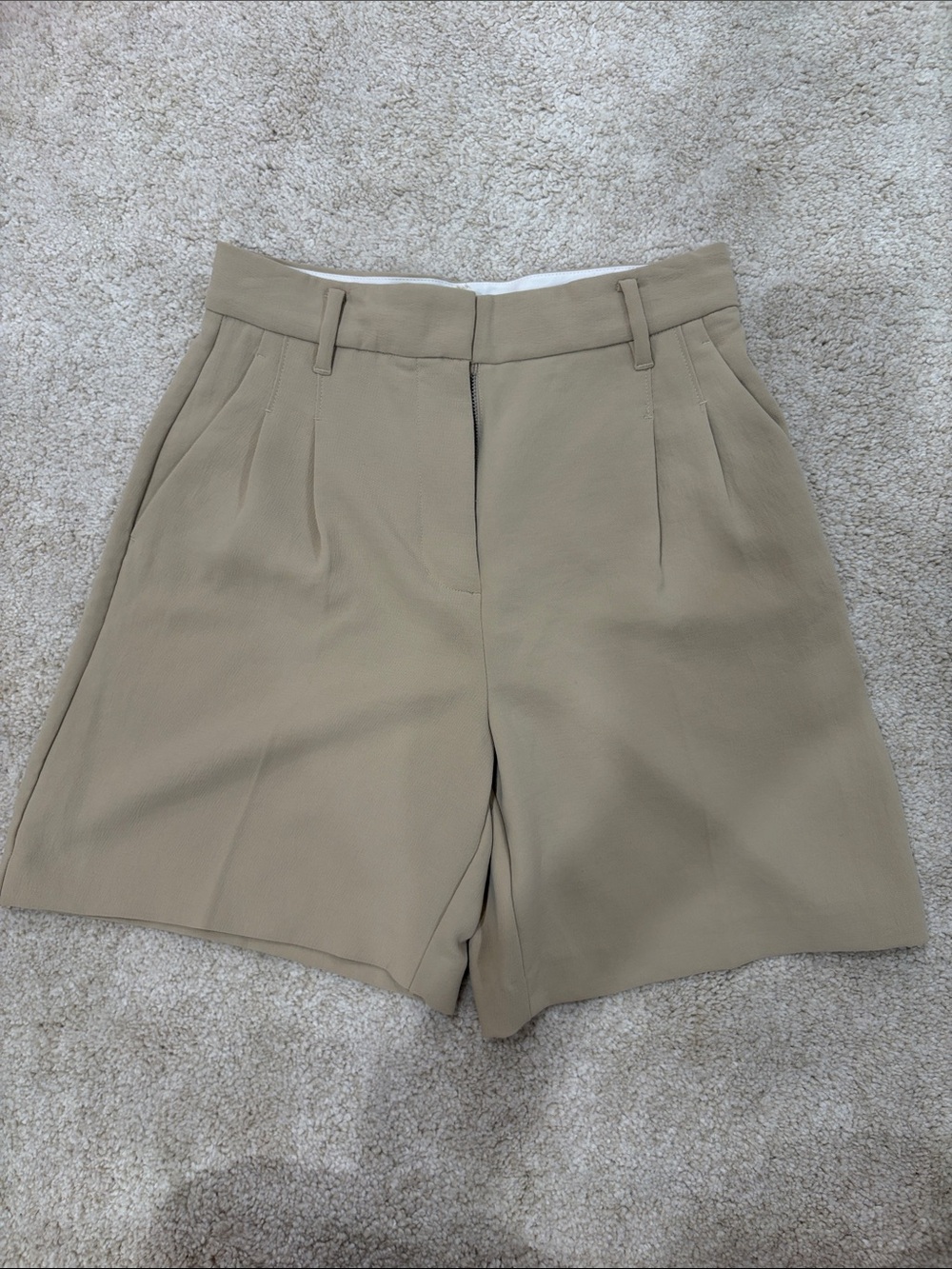 Wilfred Tailored High-Rise Bermuda Shorts in Taupe